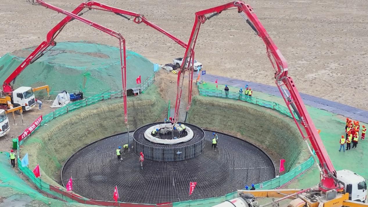 ͼΪag�ټҼ���ľ��100��ǧ�߷����Ŀ���ھ���װ��������������������